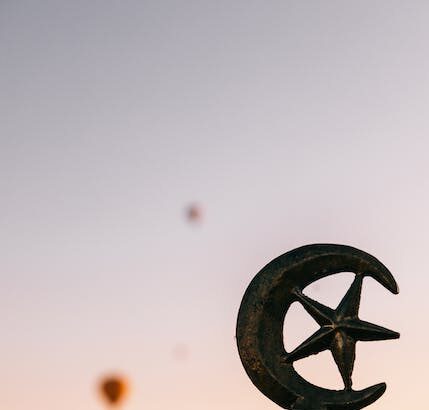 “Soy el primero en las encuestas”, dice Ebrard al registrar candidatura